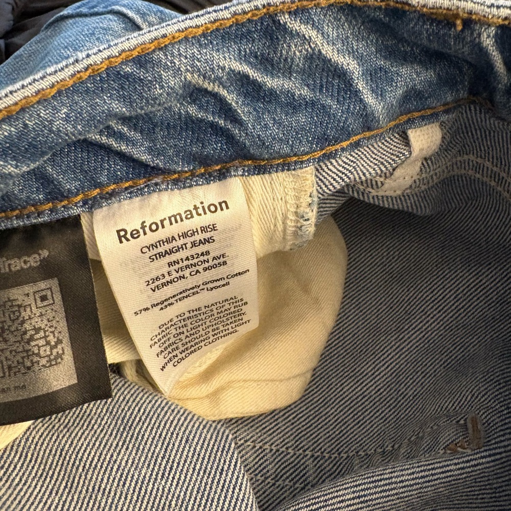 Reformation Cynthia High Rise Jeans - Picture 3 of 7